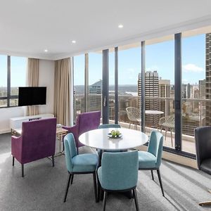 Luxury Two-Bedroom King Suite